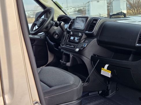 New 2025 RAM ProMaster 1500 w/ Quick Order Package 22G SLT image 5