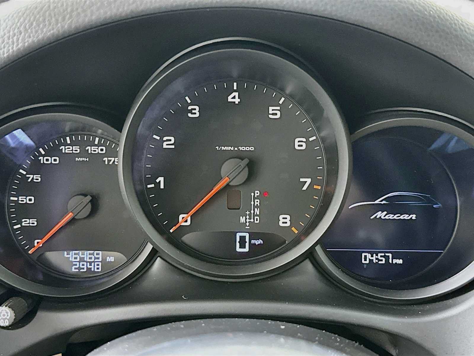 Certified 2021 Porsche Macan AWD/4WD image 15