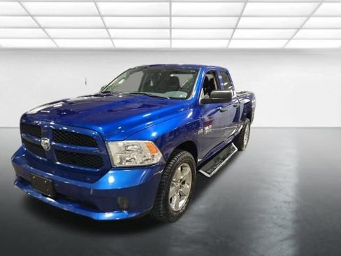 Used 2018 RAM 1500 Express w/ Express Value Package AWD/4WD image 9