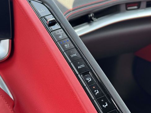 Used 2024 Chevrolet Corvette Stingray Preferred Cpe w/ Battery Protection Package RWD image 26