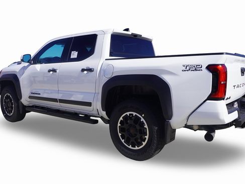 New 2025 Toyota Tacoma TRD Off-Road image 6