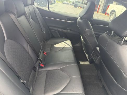 Used 2021 Toyota Camry XSE FWD image 10