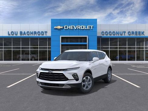 New 2025 Chevrolet Blazer LT w/ Driver Confidence Package FWD image 8