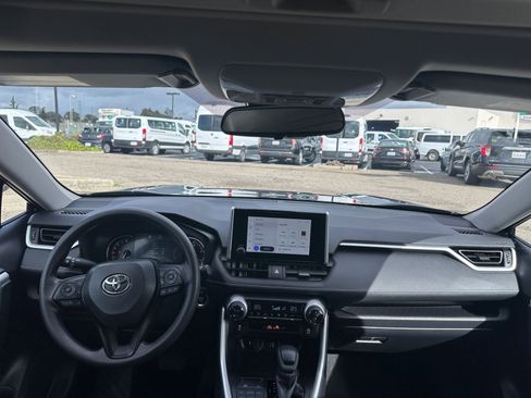 Used 2025 Toyota RAV4 XLE image 35