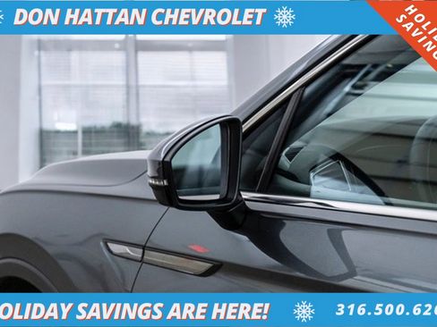 Used 2023 Volkswagen Tiguan SE w/ Panoramic Sunroof Package image 33