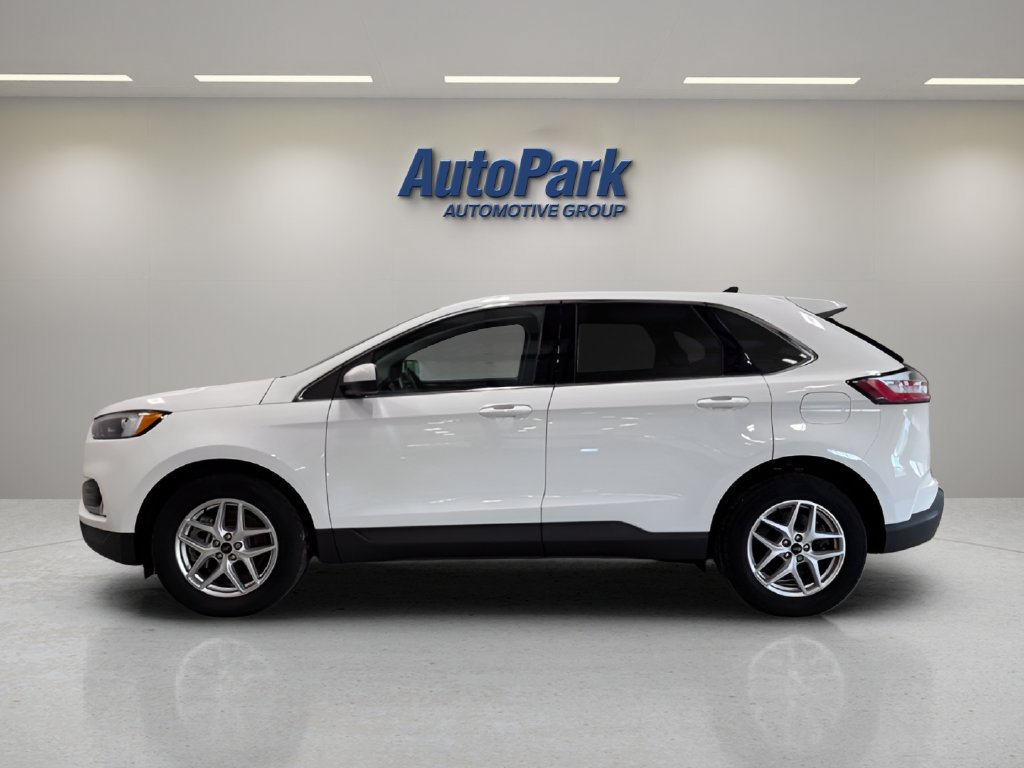 Certified 2023 Ford Edge SEL w/ Convenience Package AWD/4WD image 4