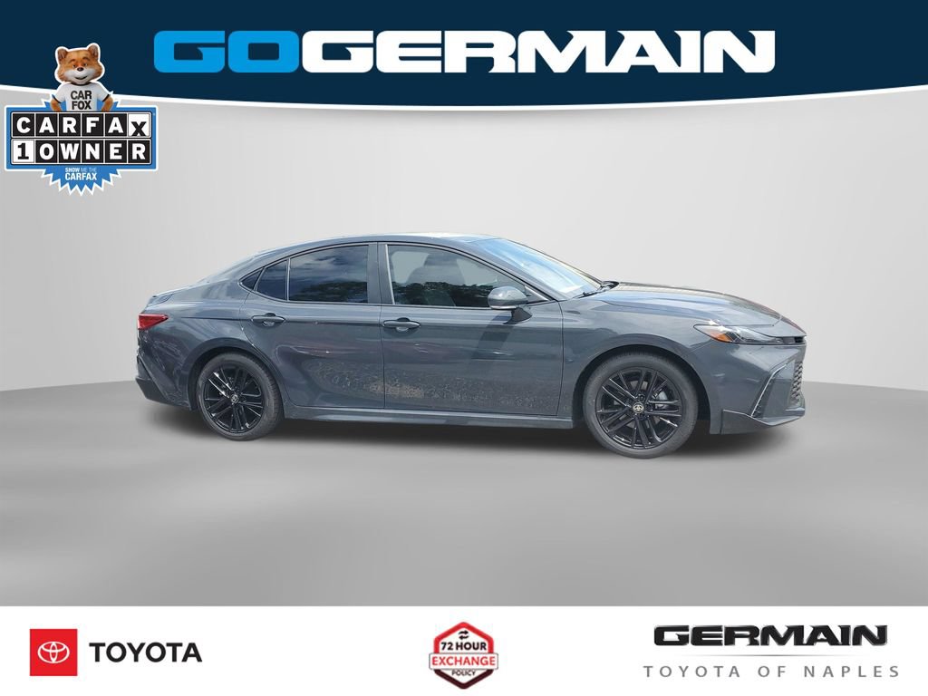 Used 2026 Toyota Camry SE FWD image 7