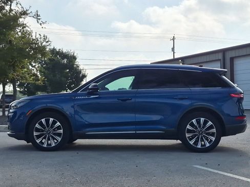 Used 2020 Lincoln Corsair Reserve w/ Equipment Group 201A AWD/4WD image 2