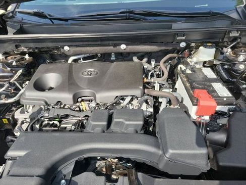 Certified 2024 Toyota RAV4 XLE FWD image 35