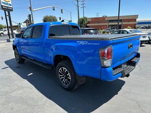 Used 2021 Toyota Tacoma TRD Sport w/ Technology Package RWD image 6