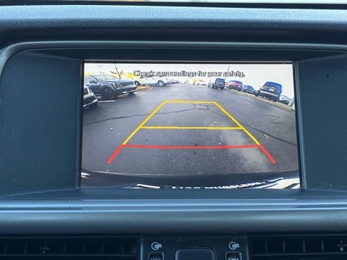 Used 2018 Kia Optima LX image 25