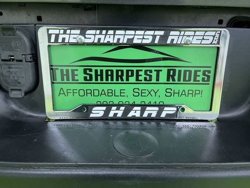 Used 2018 RAM 1500 Rebel w/ Luxury Group image 12