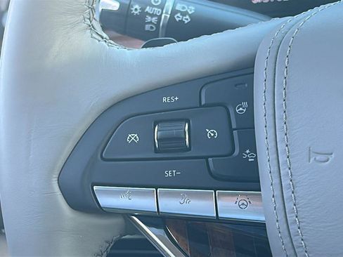 Certified 2024 Cadillac Escalade Sport Platinum w/ Heavy-Duty Trailer Package image 20