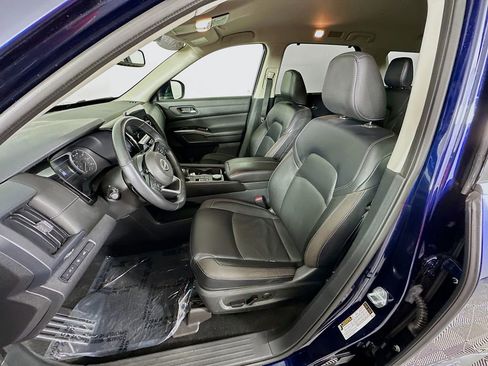 Used 2022 Nissan Pathfinder SL w/ SL Black Package image 30