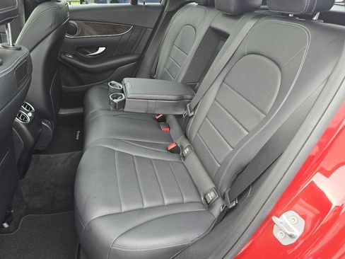 Used 2019 Mercedes-Benz GLC 300 image 29