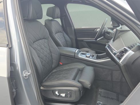 Used 2026 BMW X5 xDrive50e w/ Executive Package AWD/4WD image 18