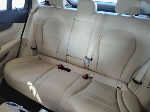 Used 2018 Mercedes-Benz GLC 300 4MATIC Coupe image 21