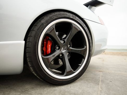 Used 2004 Porsche 911 GT3 image 32