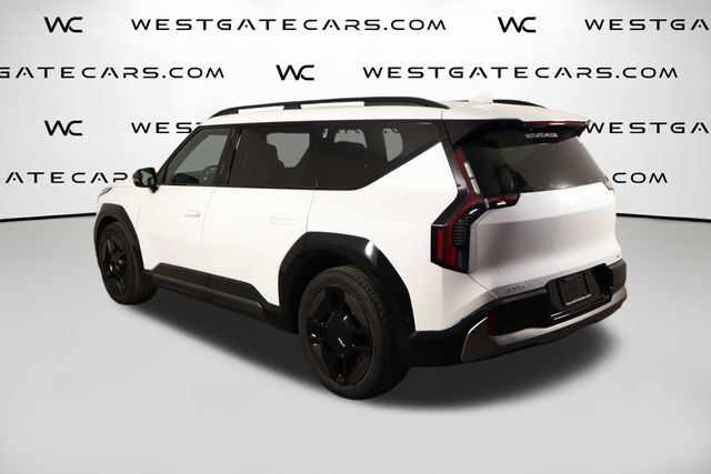 Certified 2024 Kia EV9 GT-Line AWD/4WD image 45