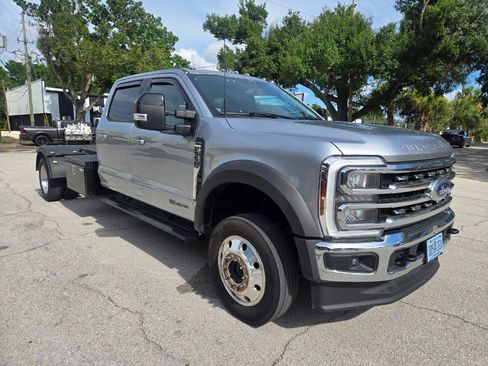 Used 2024 Ford F550 4x4 Crew Cab Super Duty image 2