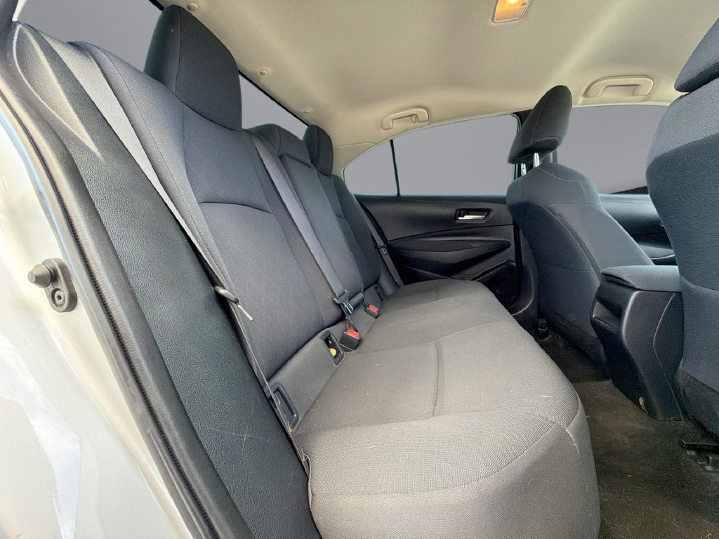 Used 2020 Toyota Corolla LE FWD image 17