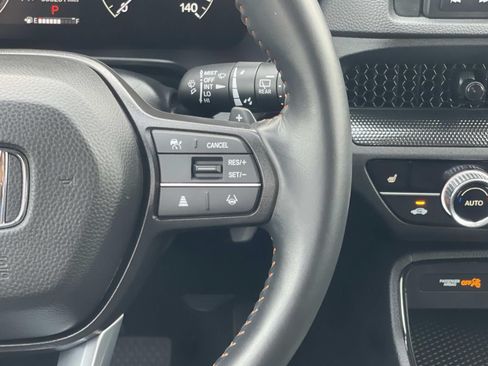 Used 2025 Honda CR-V Sport image 11