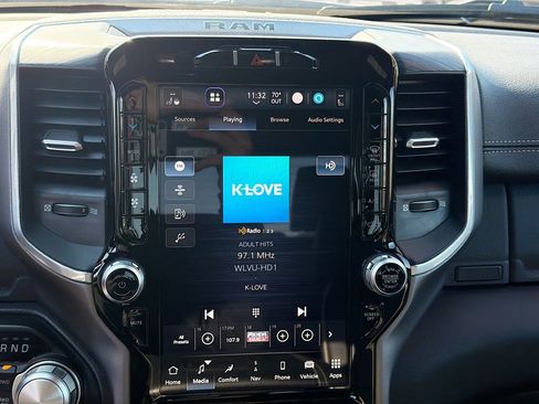 Used 2023 RAM 1500 Laramie image 31