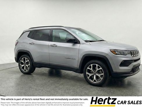 Used 2025 Jeep Compass Limited AWD/4WD image 1