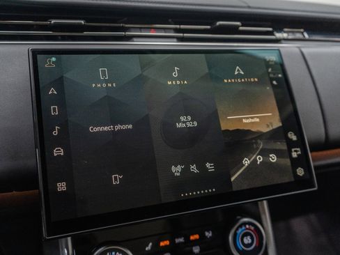 Used 2022 Land Rover Range Rover Long Wheelbase First Edition image 74