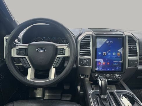 Used 2015 Ford F150 Platinum w/ Equipment Group 701A Luxury image 20