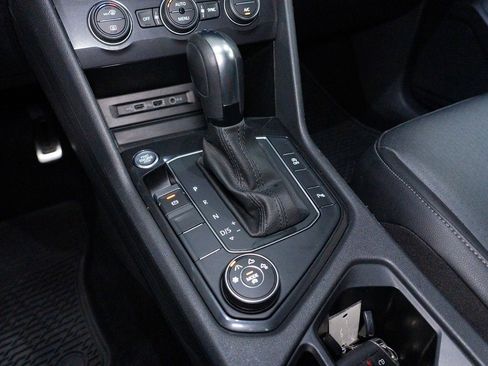 Used 2020 Volkswagen Tiguan SE R-Line w/ 3rd Row Seat Package image 50