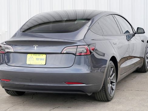 Used 2023 Tesla Model 3 Standard Range image 53