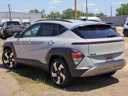 New 2026 Hyundai Kona Limited FWD image 2