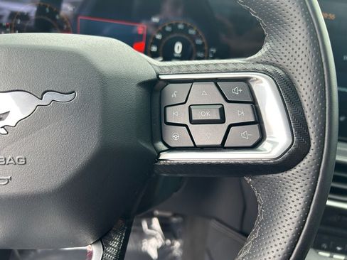 Used 2025 Ford Mustang GT Premium RWD image 24