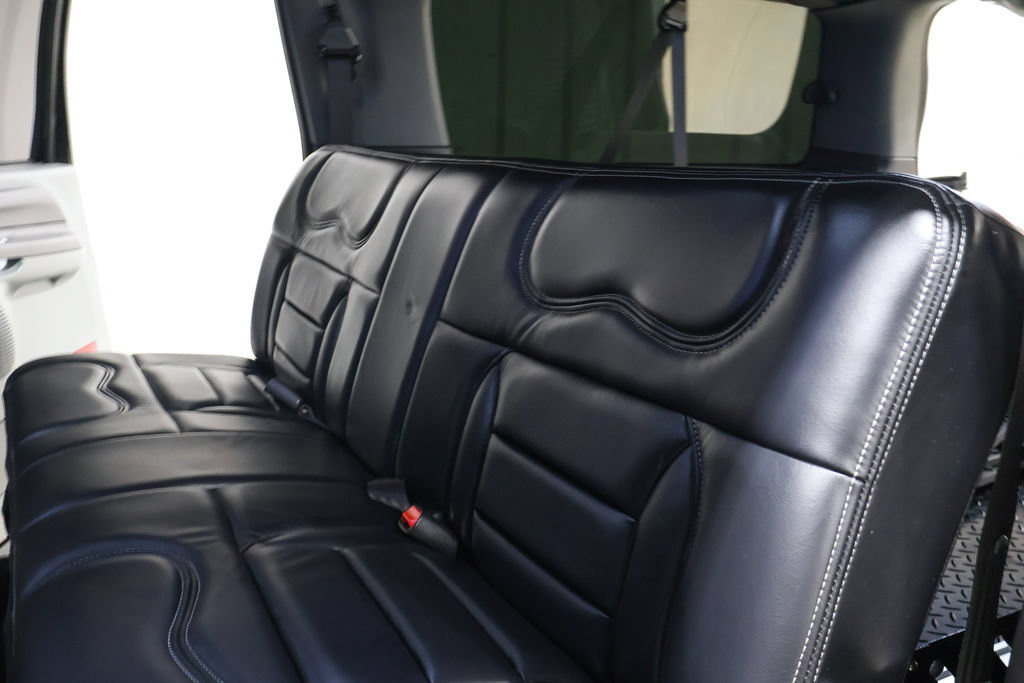 Used 2015 Ford F650 2WD Crew Cab Super Duty image 59