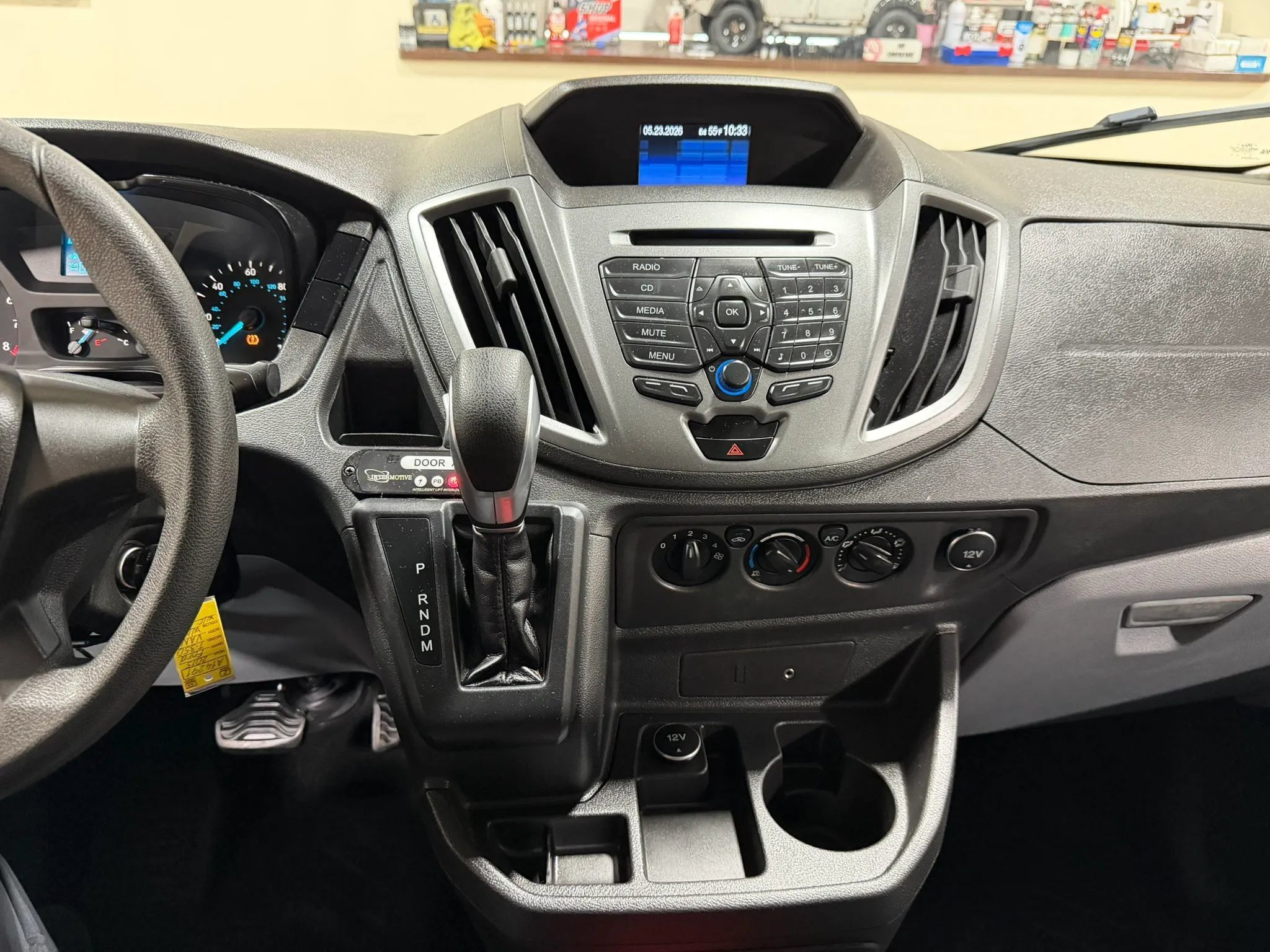 Used 2015 Ford Transit 350 XL RWD image 50
