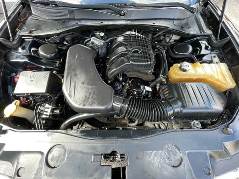 Used 2013 Dodge Charger SE image 34