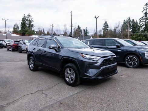 Used 2025 Toyota RAV4 XLE w/ Convenience Package image 26