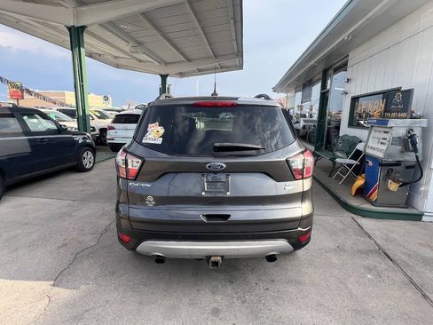 Used 2018 Ford Escape SEL AWD/4WD image 4