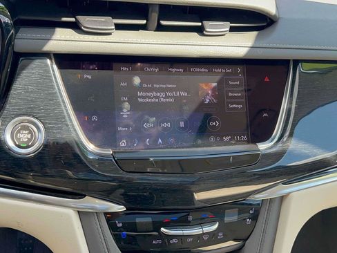 Used 2023 Cadillac XT6 Premium Luxury AWD/4WD image 18