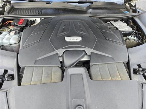 Used 2019 Porsche Cayenne image 23