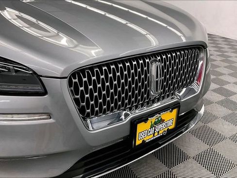 Used 2022 Lincoln Corsair FWD w/ Premium Package image 33