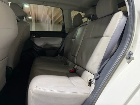 Used 2017 Subaru Forester 2.5i Limited AWD/4WD image 12