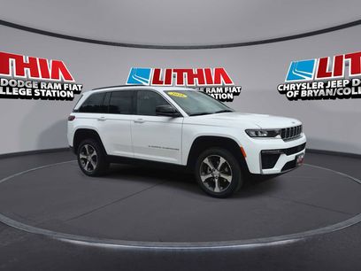 New 2026 Jeep Grand Cherokee Limited