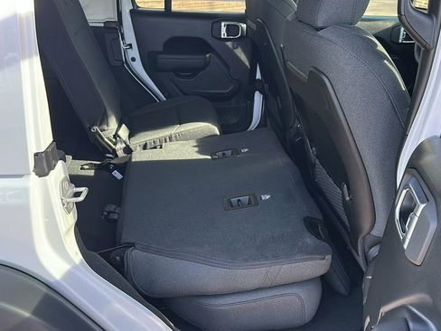 New 2026 Jeep Wrangler Rubicon w/ Technology Group image 30