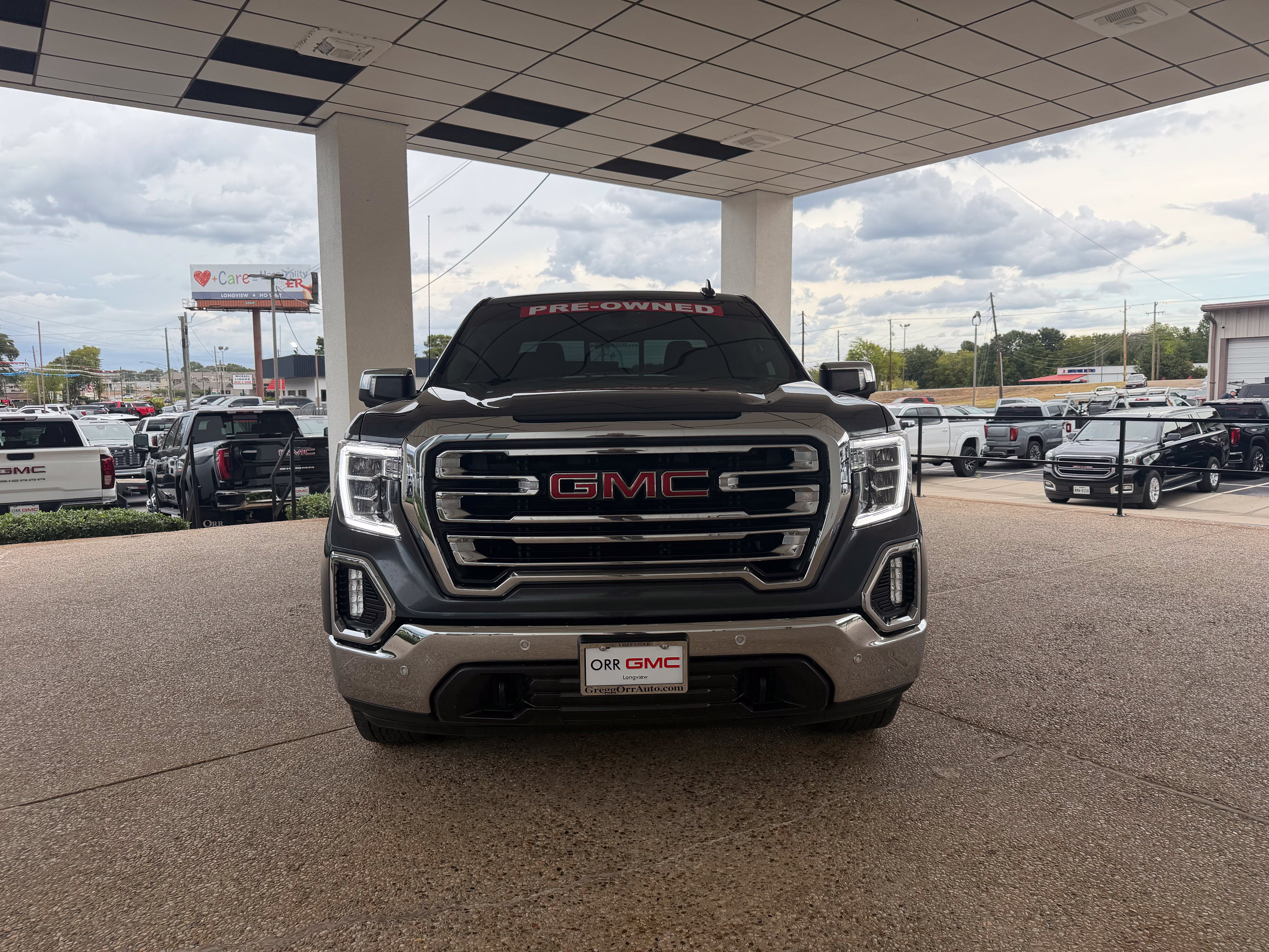 Used 2021 GMC Sierra 1500 SLT AWD/4WD image 3