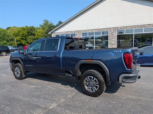 Used 2021 GMC Sierra 2500 SLE w/ SLE Value Package; AWD/4WD image 4