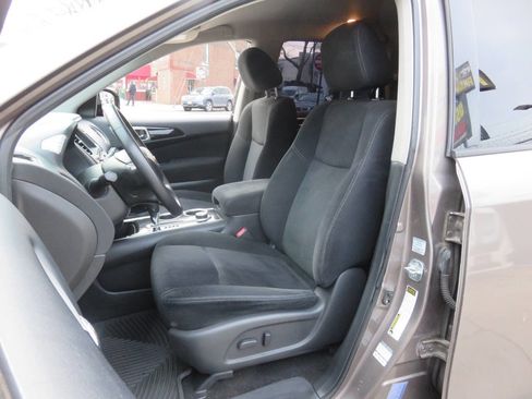 Used 2013 Nissan Pathfinder SV AWD/4WD image 10
