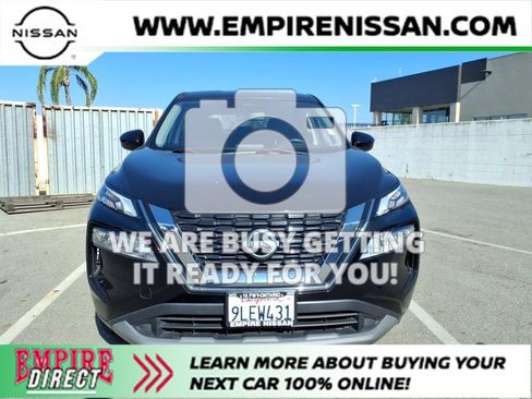 Certified 2023 Nissan Rogue SV AWD/4WD image 5