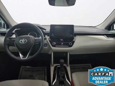 Used 2022 Toyota Corolla Cross LE FWD image 30